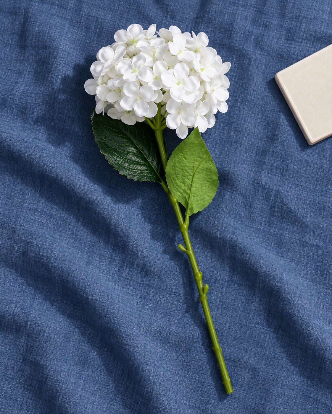 White Artificial Hydrangea Stem with Green Leaves 3