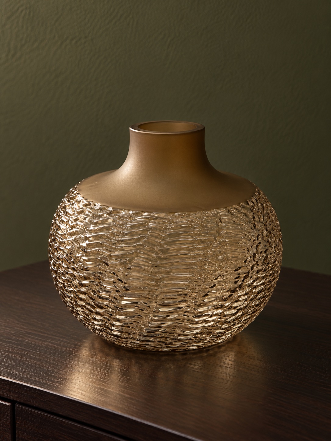 Smoky Bronze Rippled Glass Vase - (3x17x18 cm) 5