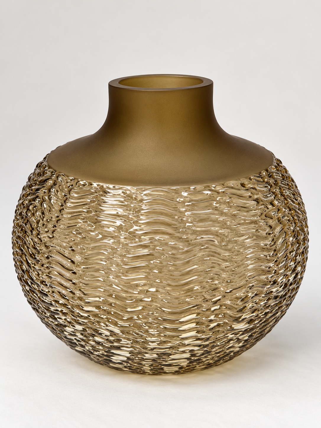 Smoky Bronze Rippled Glass Vase - (3x17x18 cm) 3